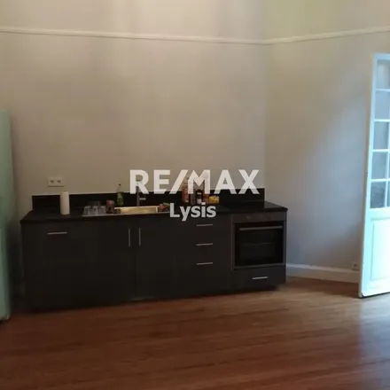 Rent this 3 bed apartment on Victoria Taxi station in 3ης Σεπτεμβρίου, Athens