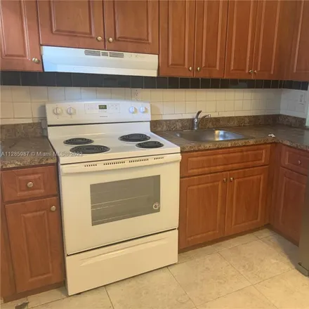 Buy this 1 bed condo on Northeast 6th Avenue @ APPROX # 13251 in Northeast 6th Avenue, North Miami