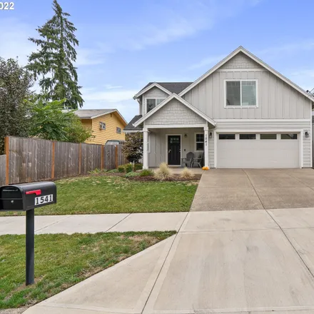 Buy this 3 bed house on East 3rd Street in Newberg, OR 97132