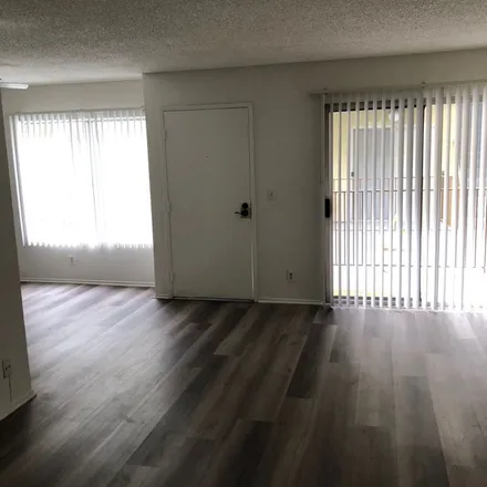 Image 6 - Serrano Avenue, Los Angeles, CA 90027, USA - Apartment for rent