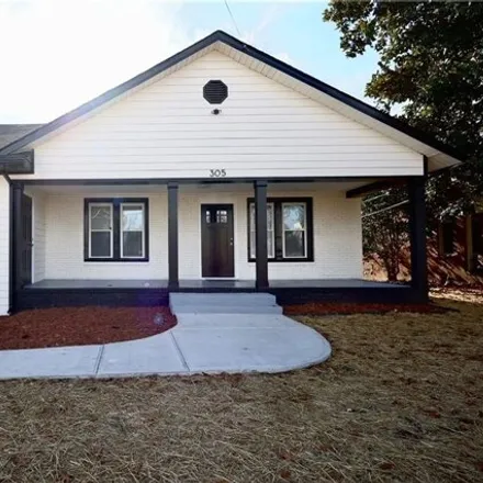 Buy this 3 bed house on 315 Carter Street in Madison, NC 27025