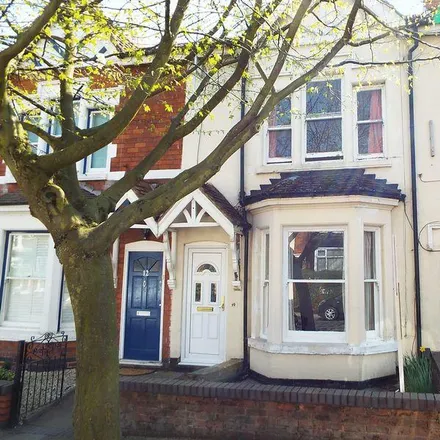 Rent this 4 bed townhouse on 25 Second Avenue in Kings Heath, B29 7HD
