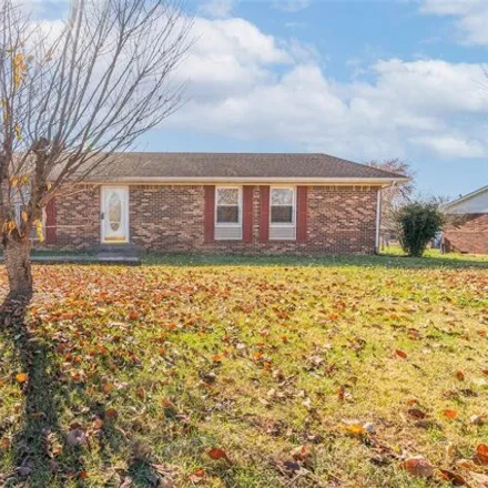 Buy this 3 bed house on 1601 Cave Mill Road in Bowling Green, KY 42104