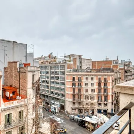 Image 6 - Carrer d'Enric Granados, 97, 08001 Barcelona, Spain - Apartment for rent