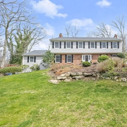 Buy this 5 bed house on 25 Ferncliff Road in Greenwich, CT 06807