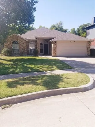 Rent this 3 bed house on 3599 Daisy Lane in Grand Prairie, TX 75052