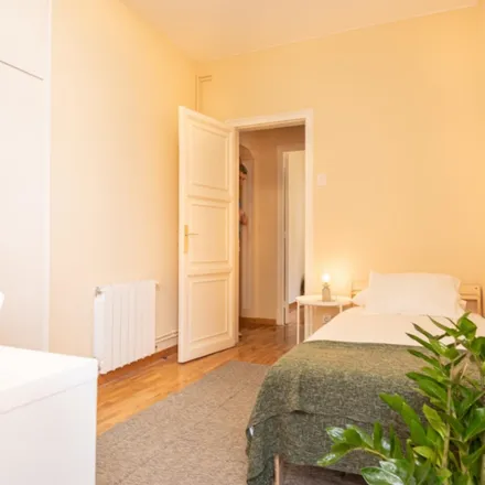 Rent this 5 bed room on Carrer de Teodora Lamadrid in 08001 Barcelona, Spain