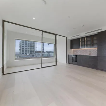 Rent this 2 bed apartment on Deanston Building in Royal Wharf, London