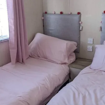 Rent this 3 bed apartment on Porthcawl in CF36 5NG, United Kingdom