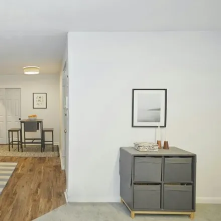 Image 3 - 26 Oliver Street, New York, NY 11209, USA - Apartment for sale
