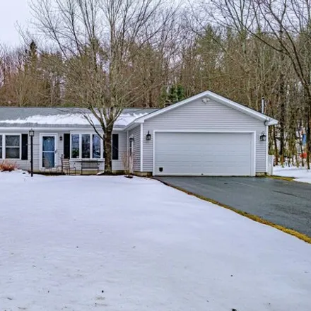Buy this 2 bed house on 411 East Hardscrabble Road in Auburn, ME 04210