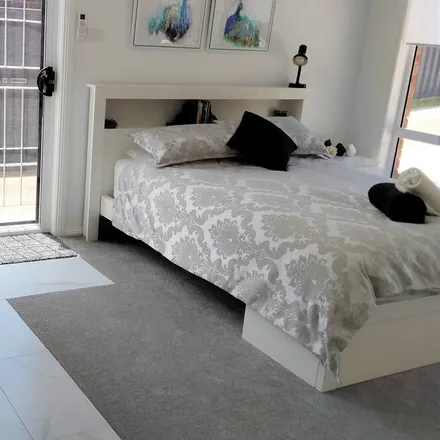 Rent this 1 bed house on Wangi Wangi NSW 2267
