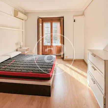 Image 4 - Calle de Diego de León, 35, 28006 Madrid, Spain - Apartment for rent