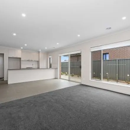 Image 5 - Topaz Street, Alfredton VIC 3350, Australia - Apartment for rent