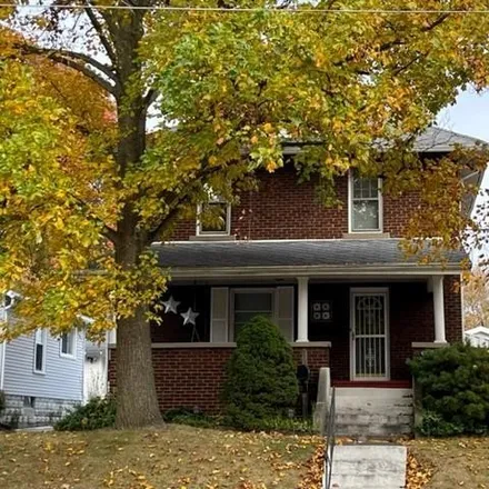 Buy this 3 bed house on 418 North Kenilworth Avenue in Lima, OH 45805