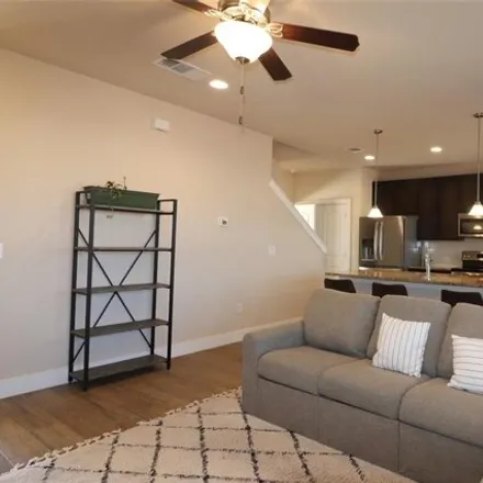 Image 3 - 413 High Tech Drive, Georgetown, TX 78626, USA - Townhouse for rent