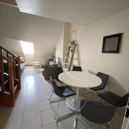 Rent this 2 bed apartment on 9 Rue Porte Côté in 41000 Blois, France