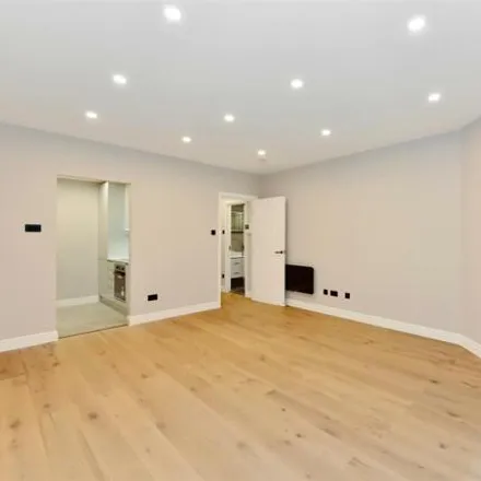Image 3 - Argos, Point W Access Road, London, W8 5JH, United Kingdom - Apartment for sale