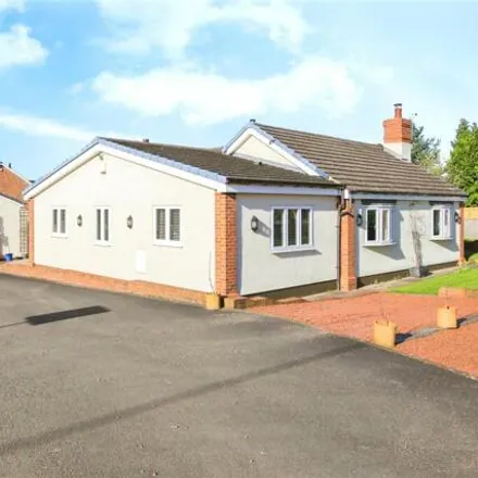 Buy this 5 bed house on The Avenue in Ponteland, NE20 0JD