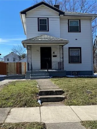 Buy this 2 bed house on 563 Cedarhurst Avenue in Dayton, OH 45402