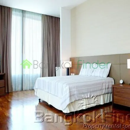 Rent this 4 bed apartment on Bobsons Suites in Soi Sukhumvit 31, Asok