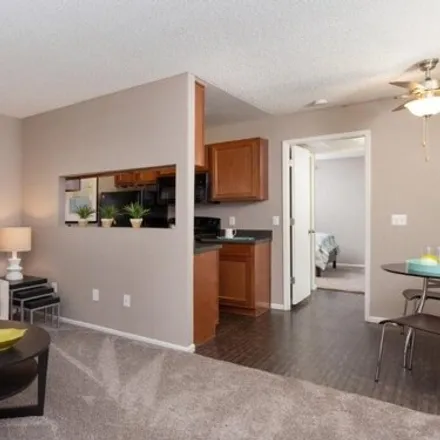 Image 3 - West Townley Avenue, Glendale, AZ 85302, USA - Apartment for rent