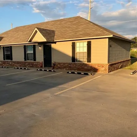 Rent this 2 bed house on 206 Butler Avenue in Poteau, OK 74953