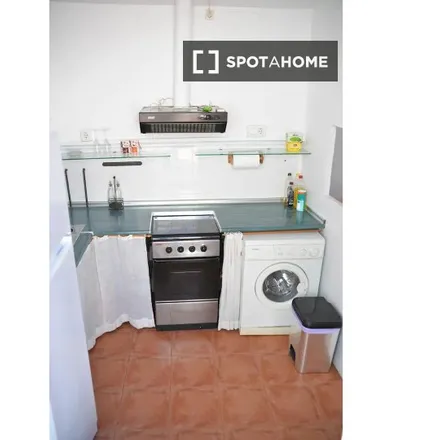 Image 6 - Carrer d'En Bou, 46003 Valencia, Spain - Apartment for rent