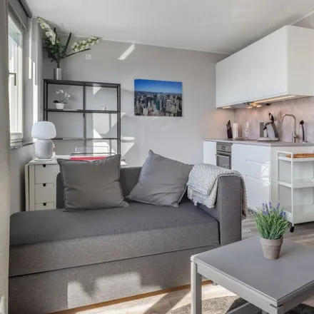 Rent this 1 bed apartment on Rochusstraße 267 in 50827 Cologne, Germany