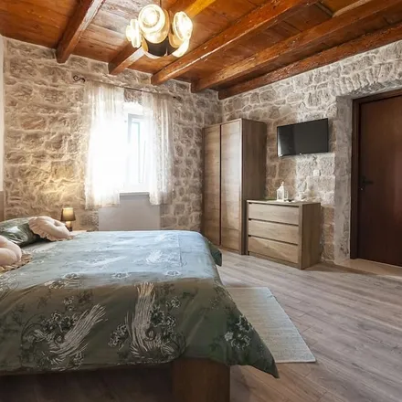 Rent this 2 bed house on Jesenice in Split-Dalmatia County, Croatia