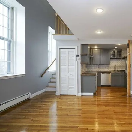 Image 3 - Park Street, Chelsea, MA 02298, USA - Condo for rent