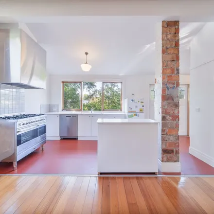 Rent this 3 bed apartment on Barnard Street in Bendigo VIC 3550, Australia