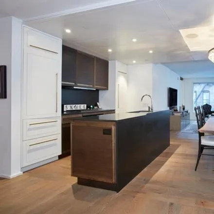 Image 2 - 345 West 14th Street, New York, NY 10011, USA - Condo for sale
