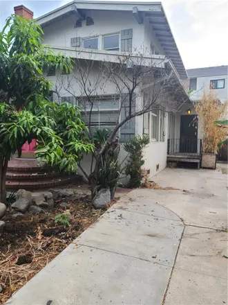 Buy this 3 bed house on 1148 Locust Avenue in Long Beach, CA 90813