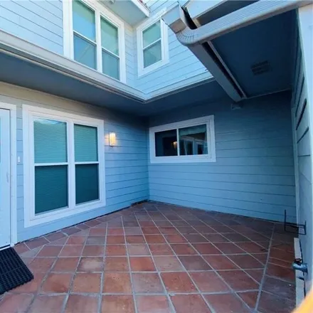 Rent this 3 bed house on 1362 Bayview Drive in Nueces Bay Colonia, Portland