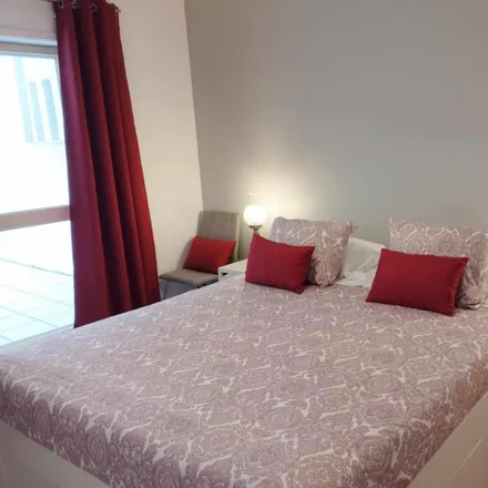 Rent this 2 bed apartment on Rua da Póvoa 106 in 4000-077 Porto, Portugal