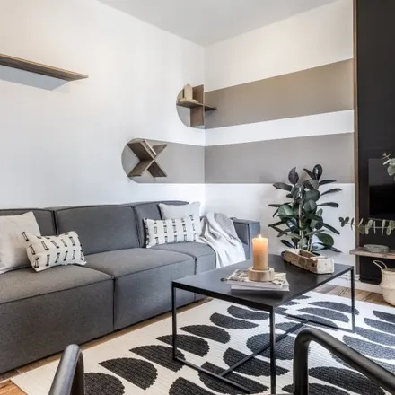 Rent this 3 bed apartment on Madrid in Facultad de Ciencias de la Documentación, Calle de la Santísima Trinidad