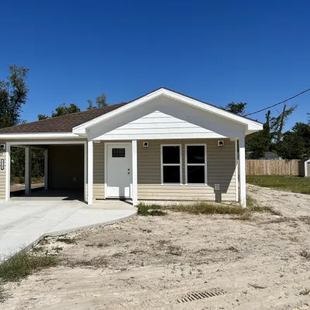Buy this 2 bed house on 819 East 9th Street in Panama City, FL 32401