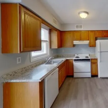 Rent this 2 bed apartment on #b,26 Sand Street in Second Avenue, Albany