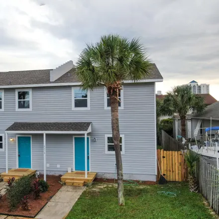 Buy this 6 bed duplex on 6319 Hilltop Avenue in Lower Grand Lagoon, Panama City Beach