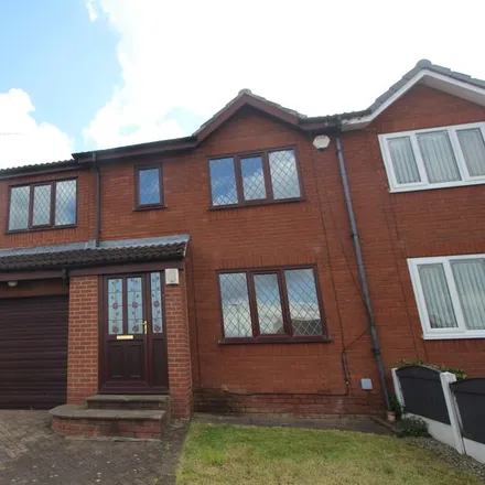 Rent this 4 bed duplex on 33 Rose Farm Approach in Altofts, WF6 2RZ