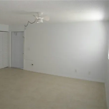 Image 6 - New Post Drive, Salvista, North Fort Myers, FL 33917, USA - Condo for sale