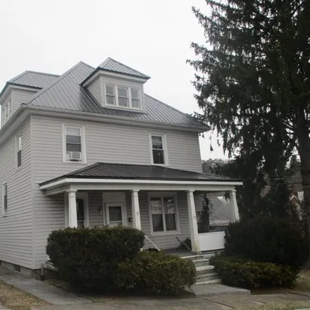 Buy this 4 bed house on Squirrel Hill Street in Everett, PA 15537