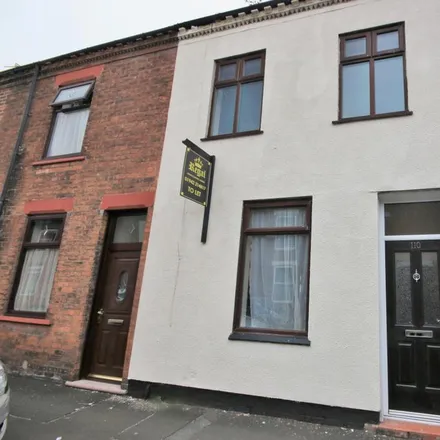 Rent this 3 bed townhouse on Grasmere Street in Leigh, WN7 1RG