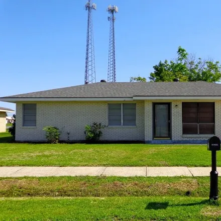 Buy this 3 bed house on 111 Bellaire Drive in Cypress Gardens, Terrebonne Parish