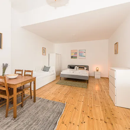 Rent this 2 bed apartment on Katzlerstraße 17 in 10829 Berlin, Germany