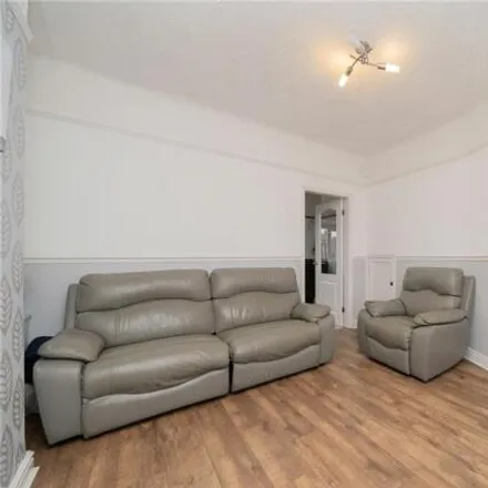 Image 7 - Kingsway, Knowsley, L36 2QB, United Kingdom - Townhouse for sale