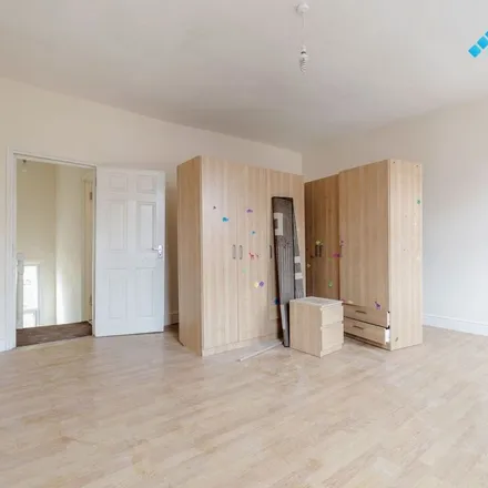 Rent this 2 bed apartment on Elephant Road in London, SE17 1LB