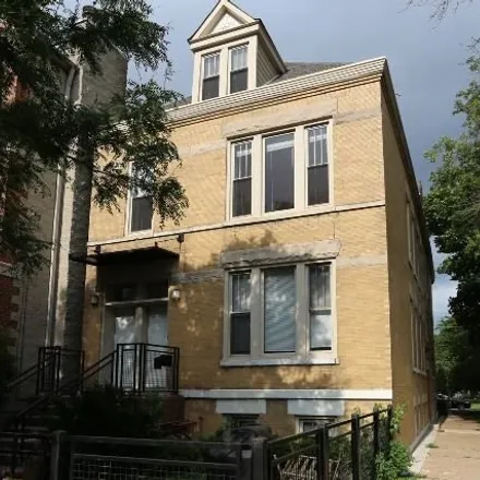 Rent this 3 bed house on 2835 North Damen Avenue in Chicago, IL 60657