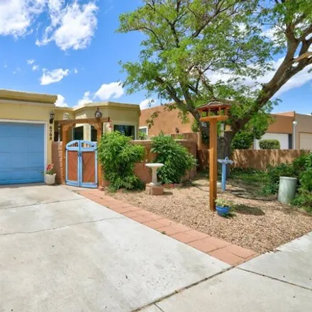 Image 2 - 6705 Ruby St NE, Albuquerque, New Mexico, 87109 - Townhouse for sale